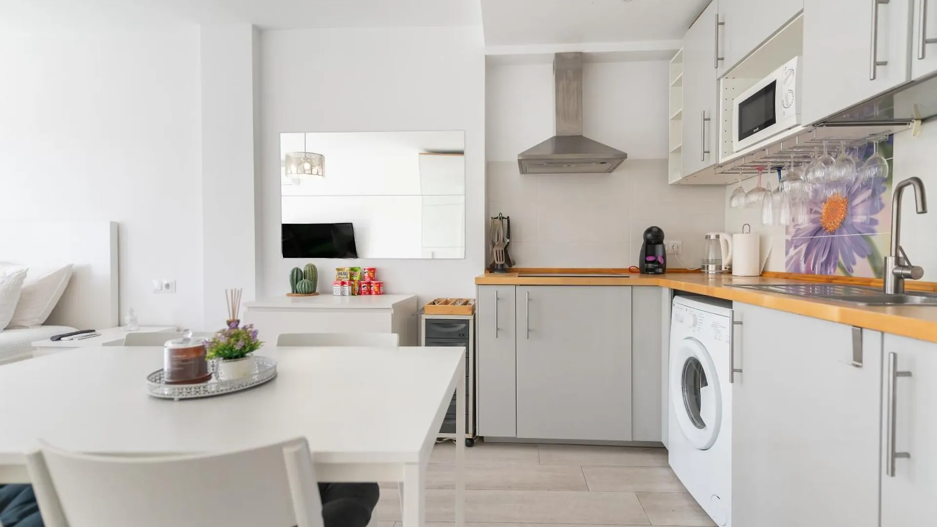 Διαμέρισμα Moderno Estudio Y Piscina A 50 Metros De La Playa Μαρμπέλλα Ισπανία