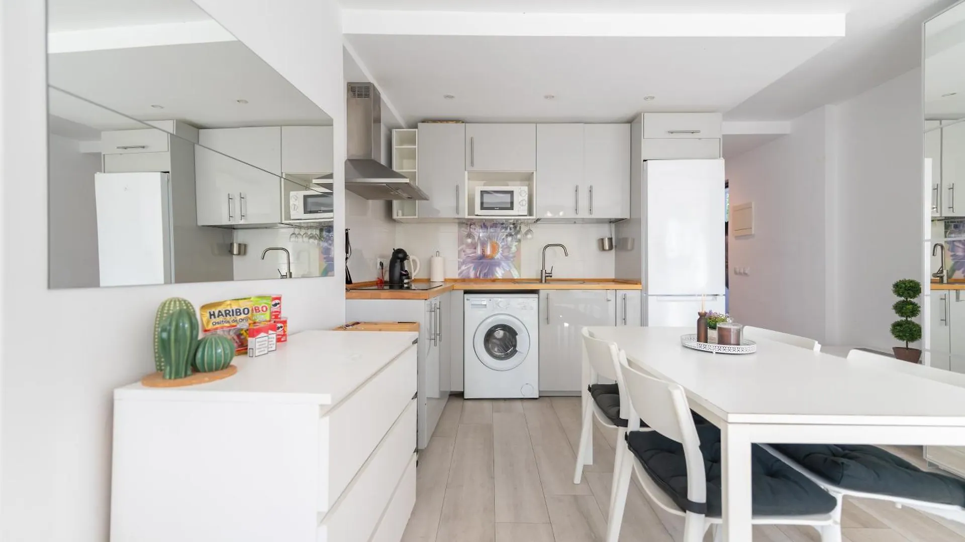 Διαμέρισμα Moderno Estudio Y Piscina A 50 Metros De La Playa Μαρμπέλλα